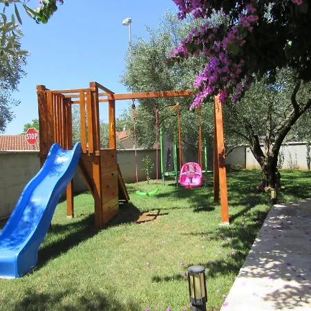 Appartamento Irena With Sea View
