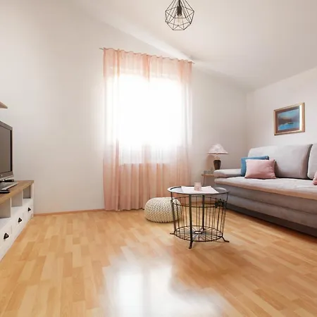 Apartmán Irena With Sea View Fažana