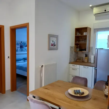 Apartmán Irena With Sea View