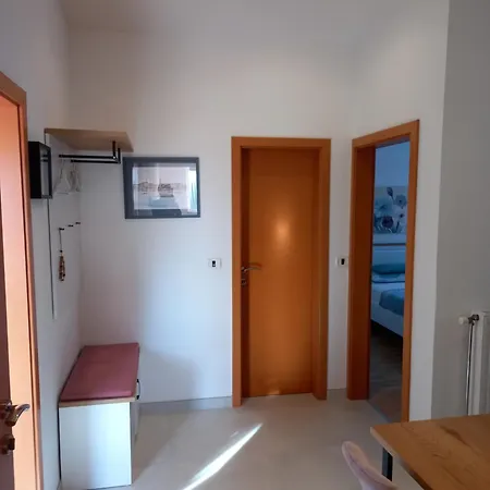 Apartment Irena With Sea View