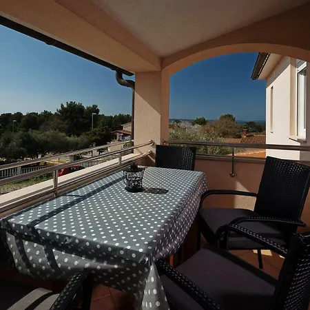 Apartmán Irena With Sea View Fažana